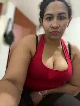 carola-ross (F milf) - Flash pussy