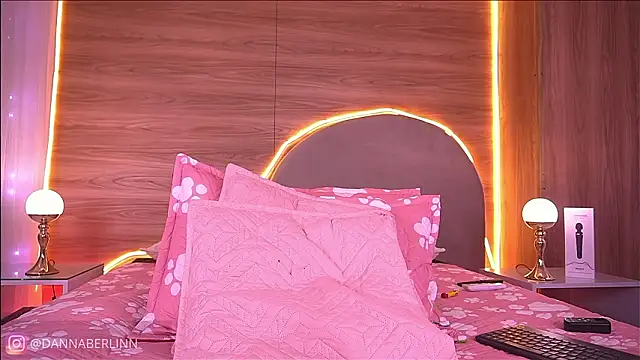 danna_berlin_ webcam