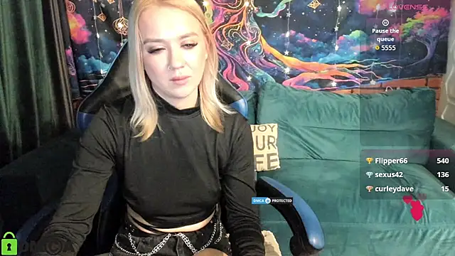 CrystalGirl99 webcam