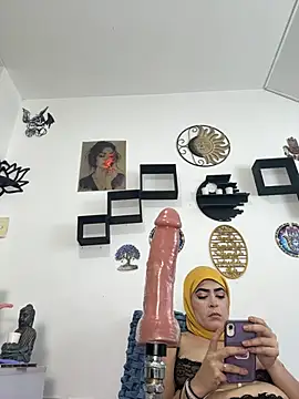 Show in Home 😍 // Squirt💦arab🔥bigboobs🔥ass🔥hairypussy🔥 // Tip Fav💰111💰222💰777💰