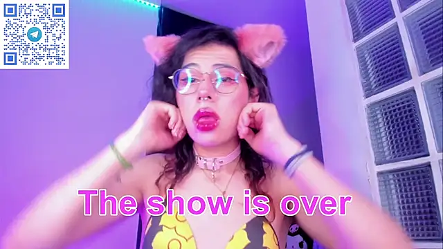 Sweet-SharoKitty webcam