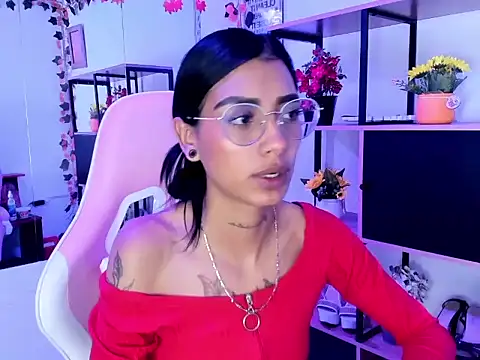 KarlaSlutSkinny__ webcam