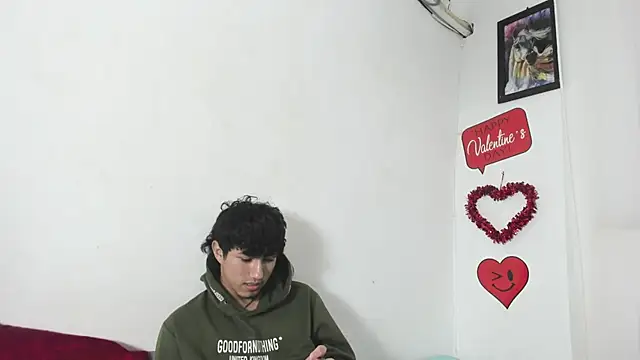 Laura_and_Kevin webcam