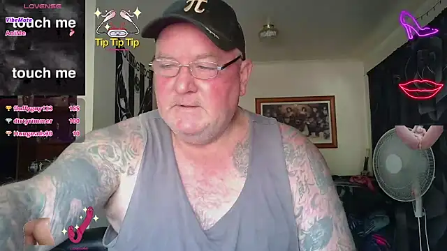 KINKYBLUEYES69 webcam