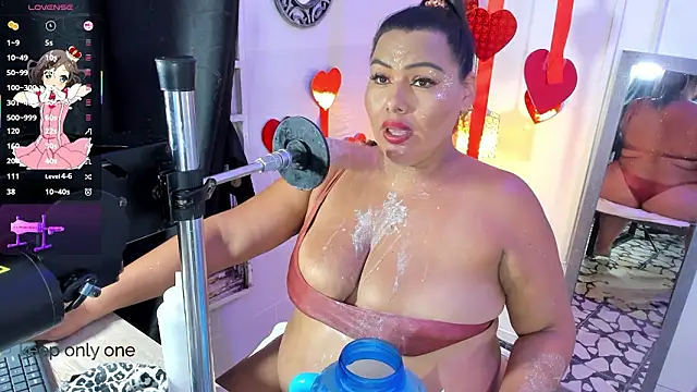 bigboobs_violeta webcam