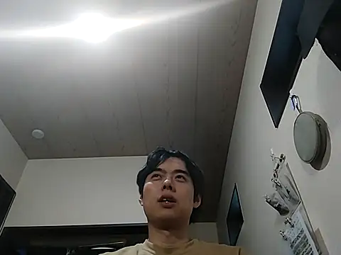 whitebriefboy webcam