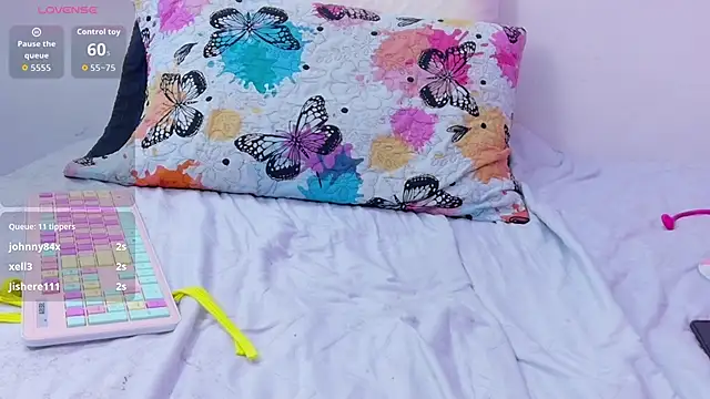 EbonyCoWorker webcam