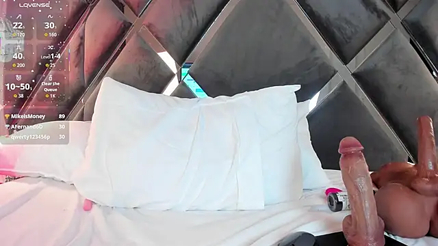 Ivonne_Millerr webcam