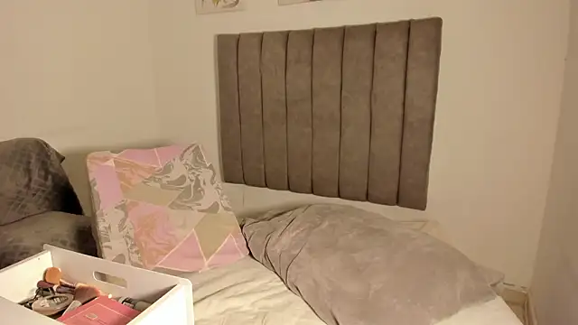 Roxanedewalle webcam