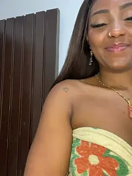 zaracollins01 webcam