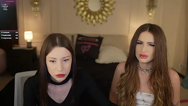 selena_glow - Selena_Glow's free webcam - UK Sex Cams