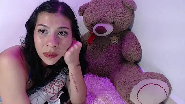 ocxxi_0524 - Ocxxi_0524's free webcam - UK Sex Cams