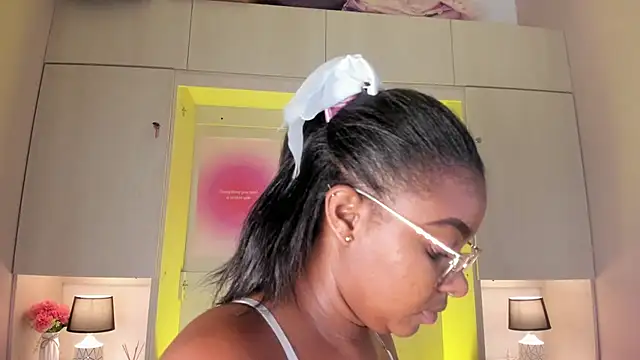 tamaraa_smiith webcam