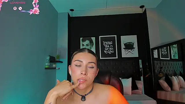 charlotte__grey webcam