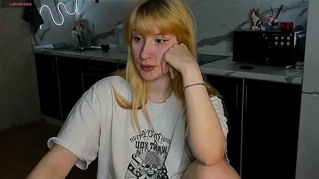 Sweet_white_chocolate webcam