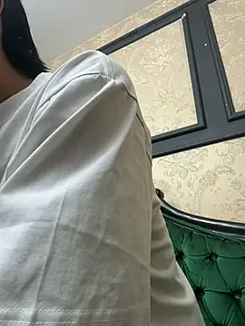 mister_obsession (M young) - show ass close up + oil show🍯✨