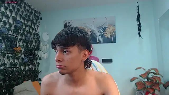 draxblade09 (M twink) - Show my ass doggy naked