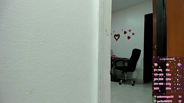 Kitty_Wild_19 webcam