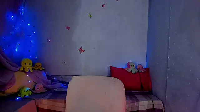 YourLizzyDoll webcam