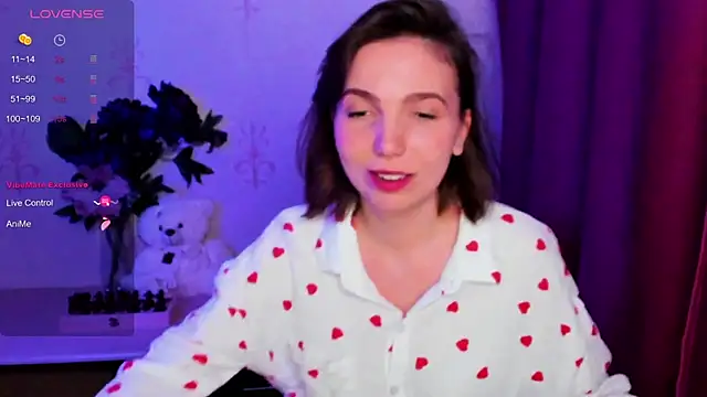 KindHazelHere_ webcam