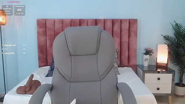 Violetta_rainbow webcam