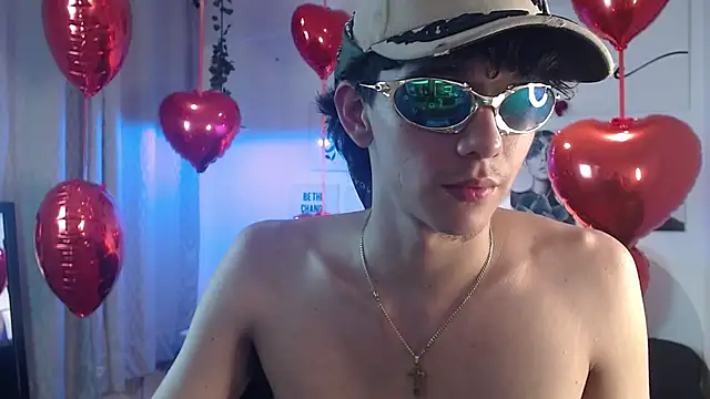 AmethystShadow17 webcam