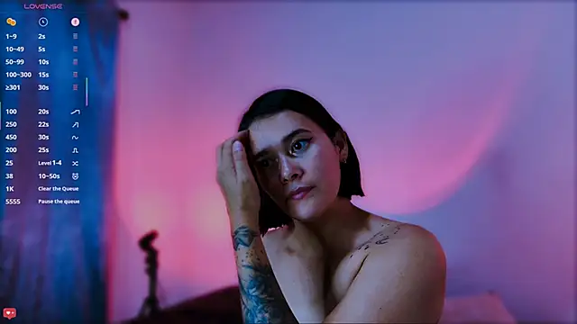 ScarlettRedsins webcam