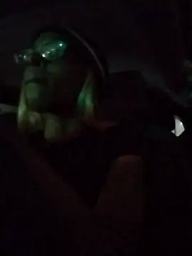 Jasmine_FullsShine webcam