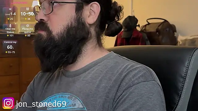 beardedfantasydaddy webcam