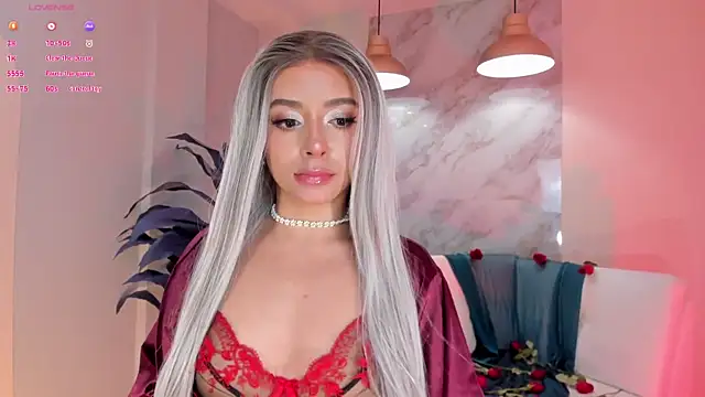 IsabellaMoreau webcam