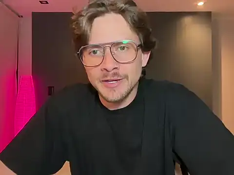 mcklister_kinky_feets webcam