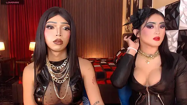 XinFuckingLust webcam