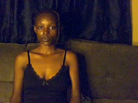 petite_clara24 webcam