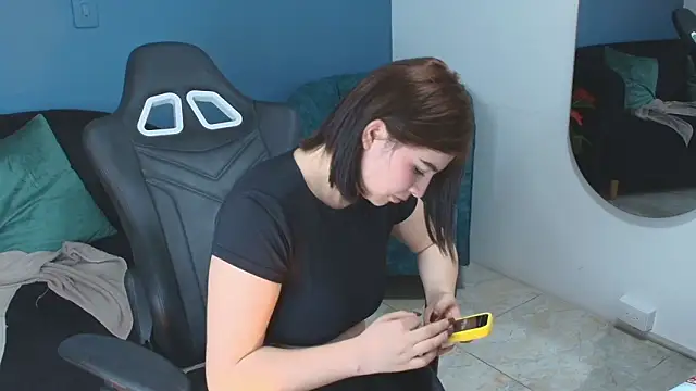 Zamira_Taylor webcam