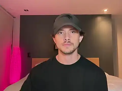 mcklister_kinky_feets webcam