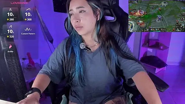 sweetcoralinee webcam