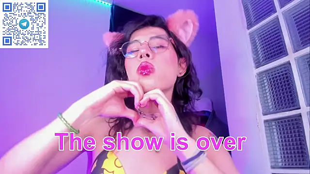 Sweet-SharoKitty webcam