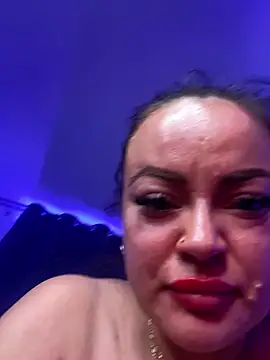 Webcam Model (HotLivv69)  is live.Free join now!