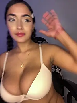 saharqamar (F young) - SHOW ONE TIT💎