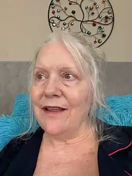 Kaitlyn_Winters webcam