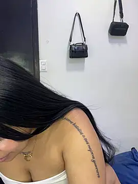 Latin_bigbutt webcam