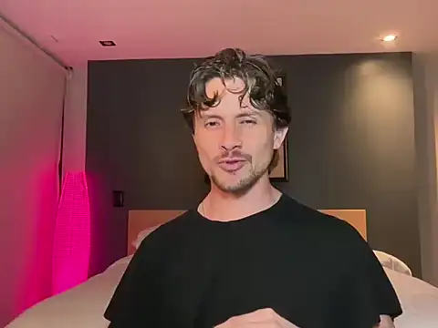 mcklister_kinky_feets webcam