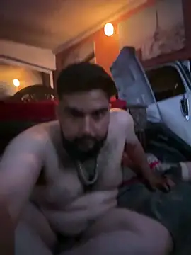 bigdickgio6923 - Bigdickgio6923's free webcam - UK Sex Cams