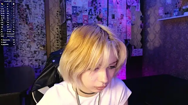 MissMorganMoon webcam