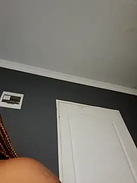 SWEETDOLLY29XX webcam