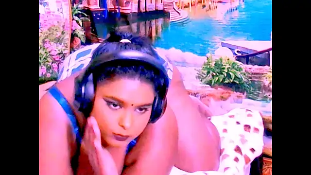 Indianfairy99 webcam
