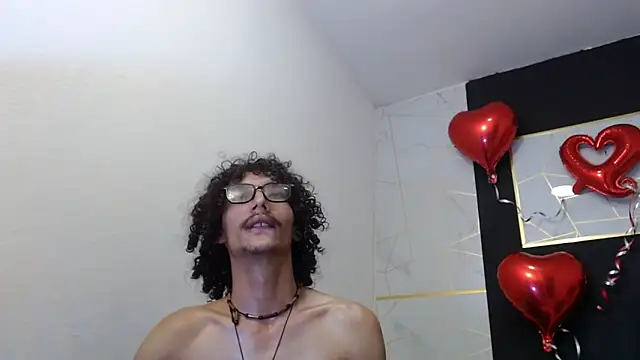 KittyStarmorbid webcam