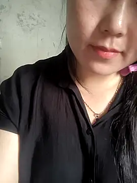 Sweetlove_77 webcam