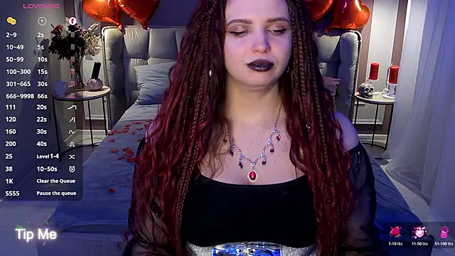 Miss_Maya_Mils webcam