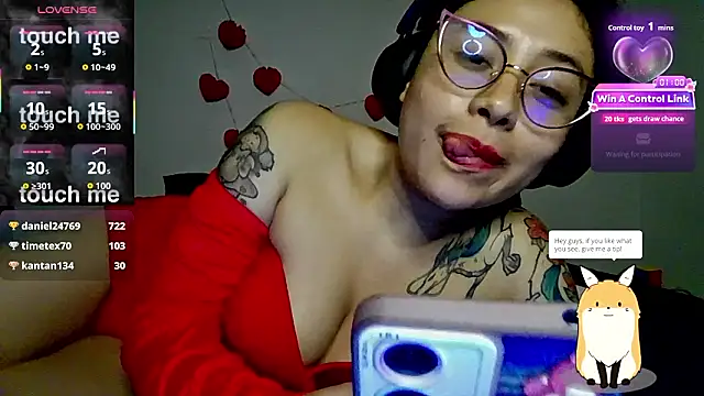 Juliexxxxtasy webcam